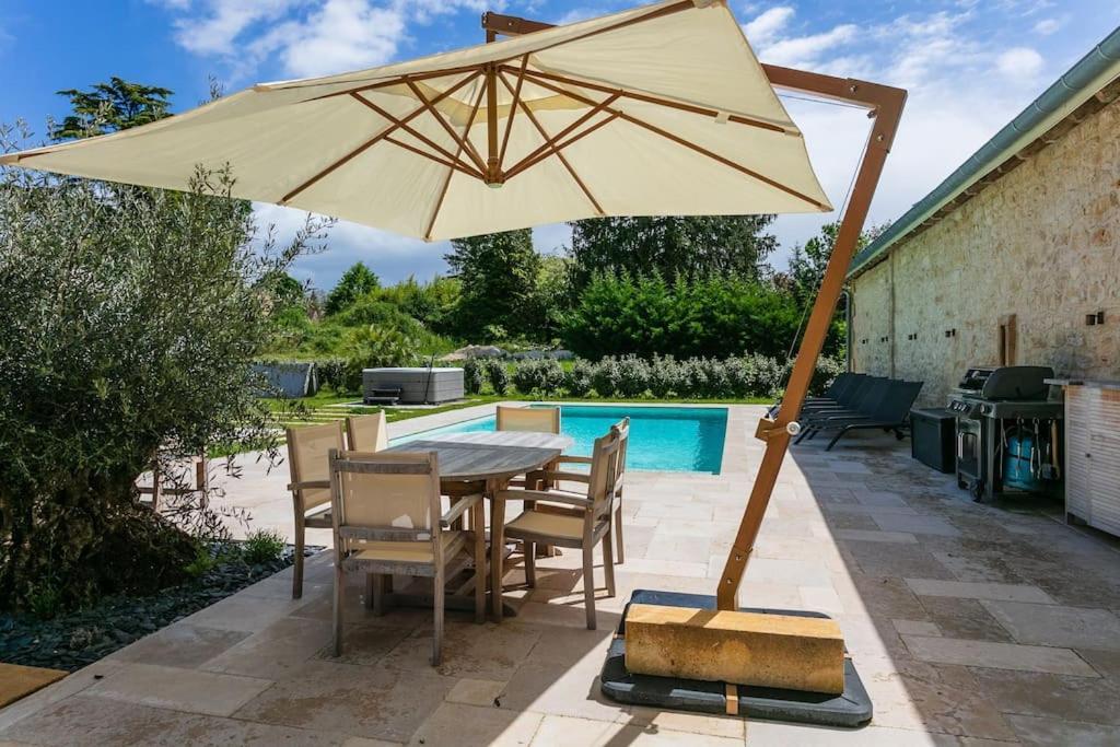 Guardian House Of Chateau Monteil With Heated Pool And Jacuzzi Villa Calviac-en-Perigord Dış mekan fotoğraf